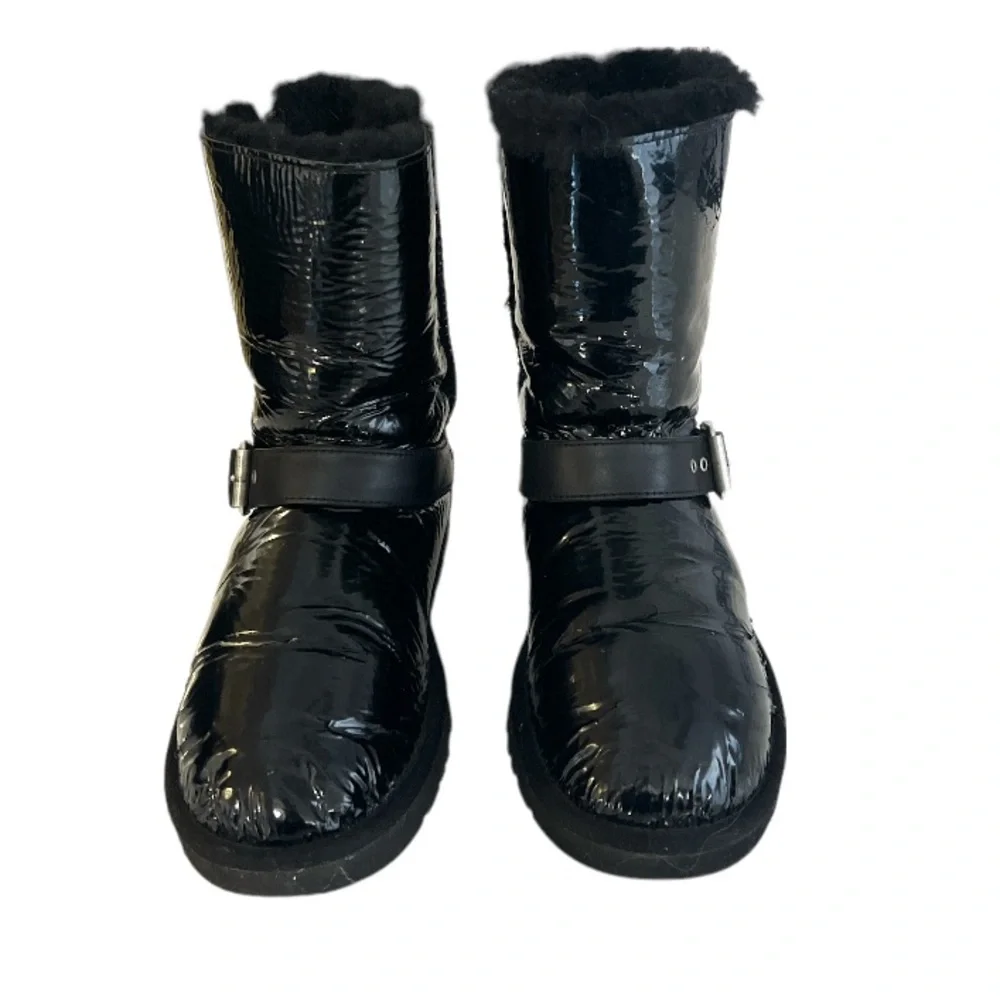 UGG authentic designer